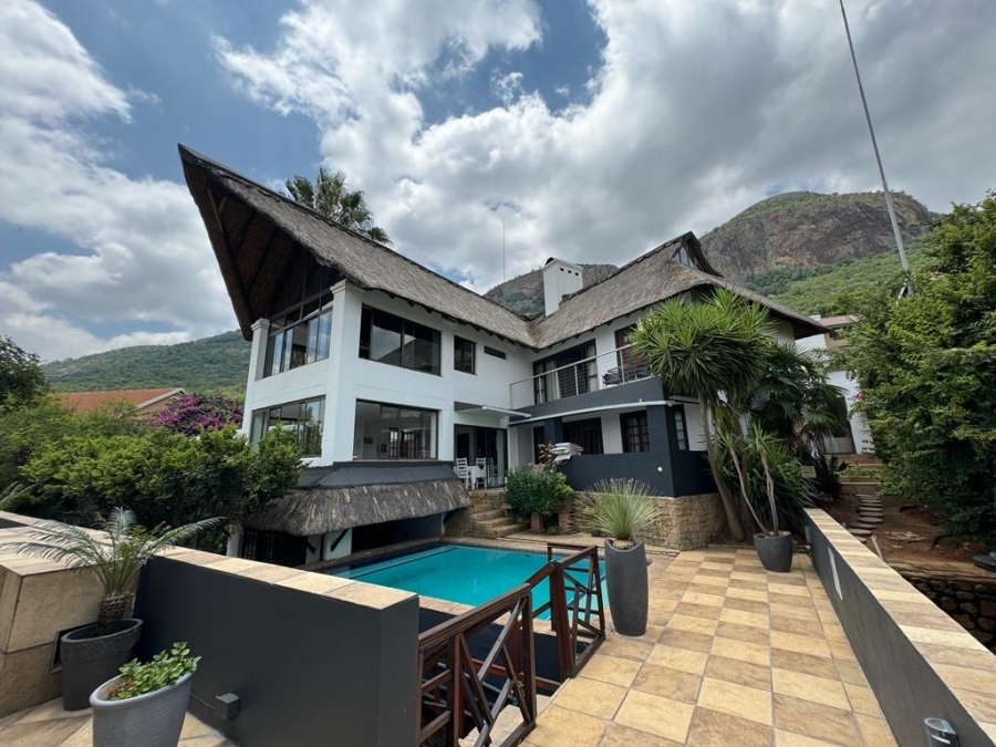 10 Bedroom Property for Sale in Kosmos North West